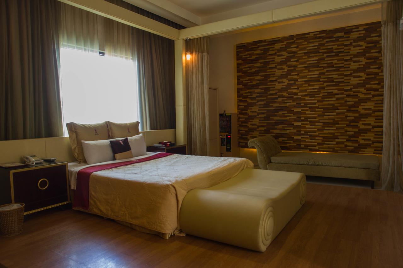 Lu Kang Villa Spa Lukang Luaran gambar
